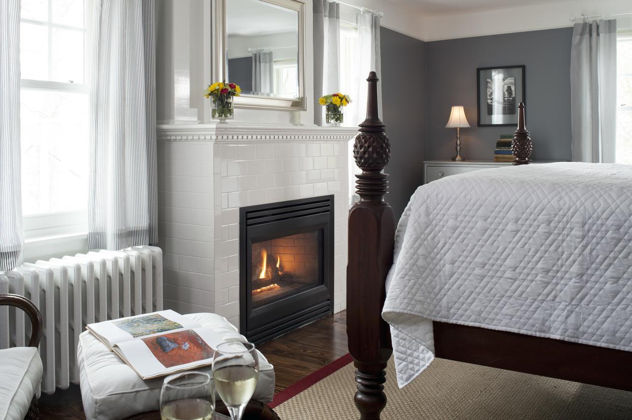 Newcastle Inn Екстер'єр фото
