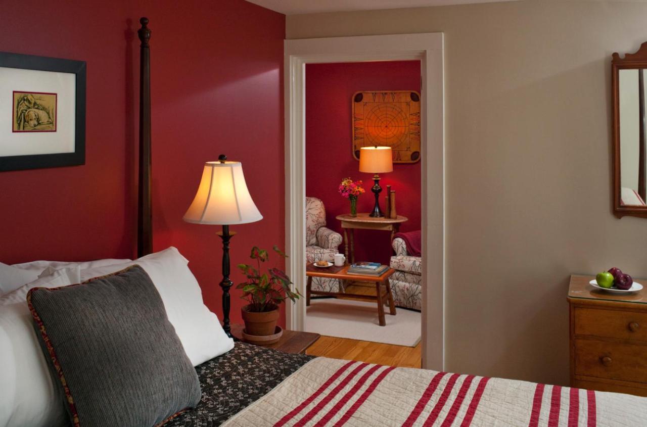 Newcastle Inn Екстер'єр фото