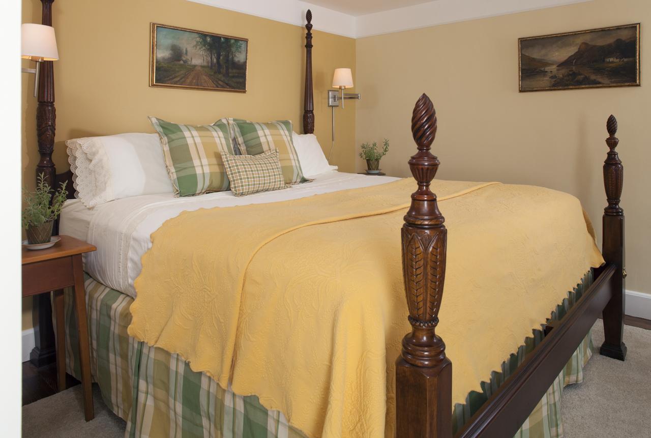 Newcastle Inn Екстер'єр фото