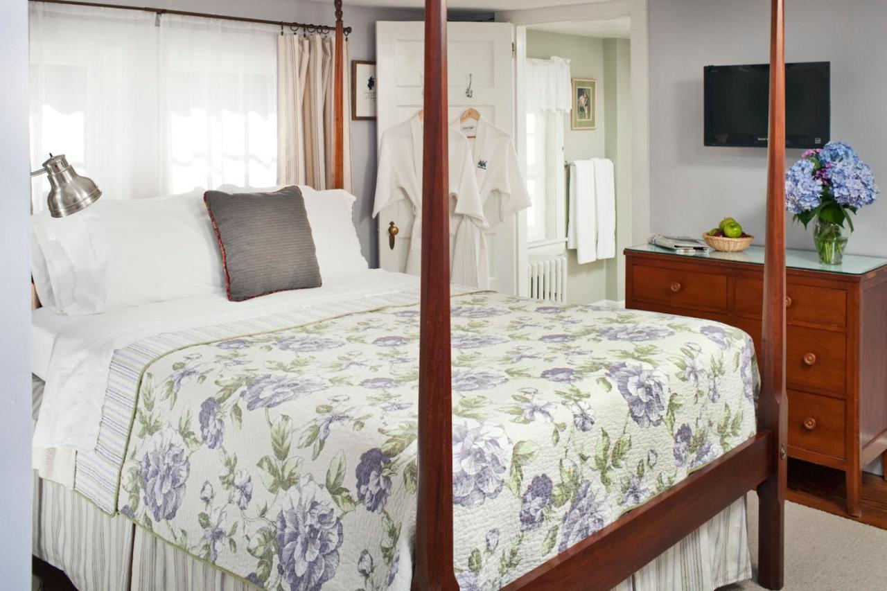 Newcastle Inn Екстер'єр фото