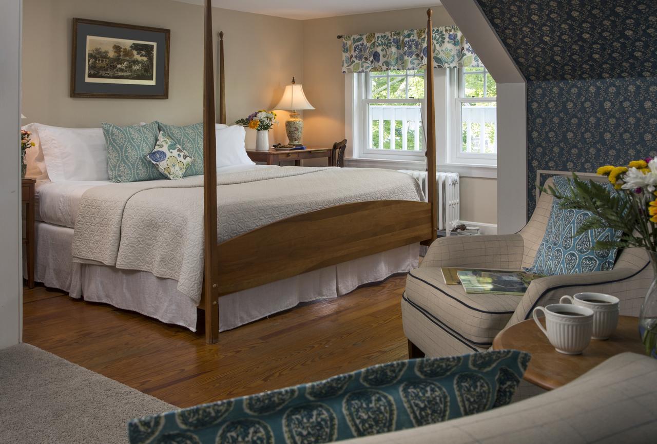 Newcastle Inn Екстер'єр фото