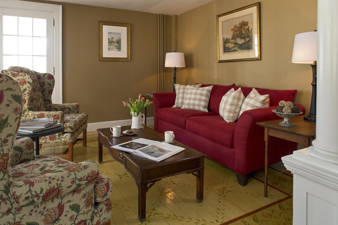 Newcastle Inn Екстер'єр фото