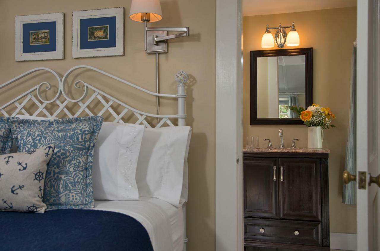 Newcastle Inn Екстер'єр фото